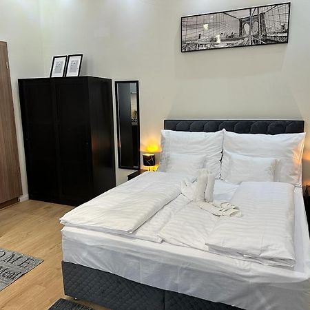Lizu Apartmant Boedapest Buitenkant foto